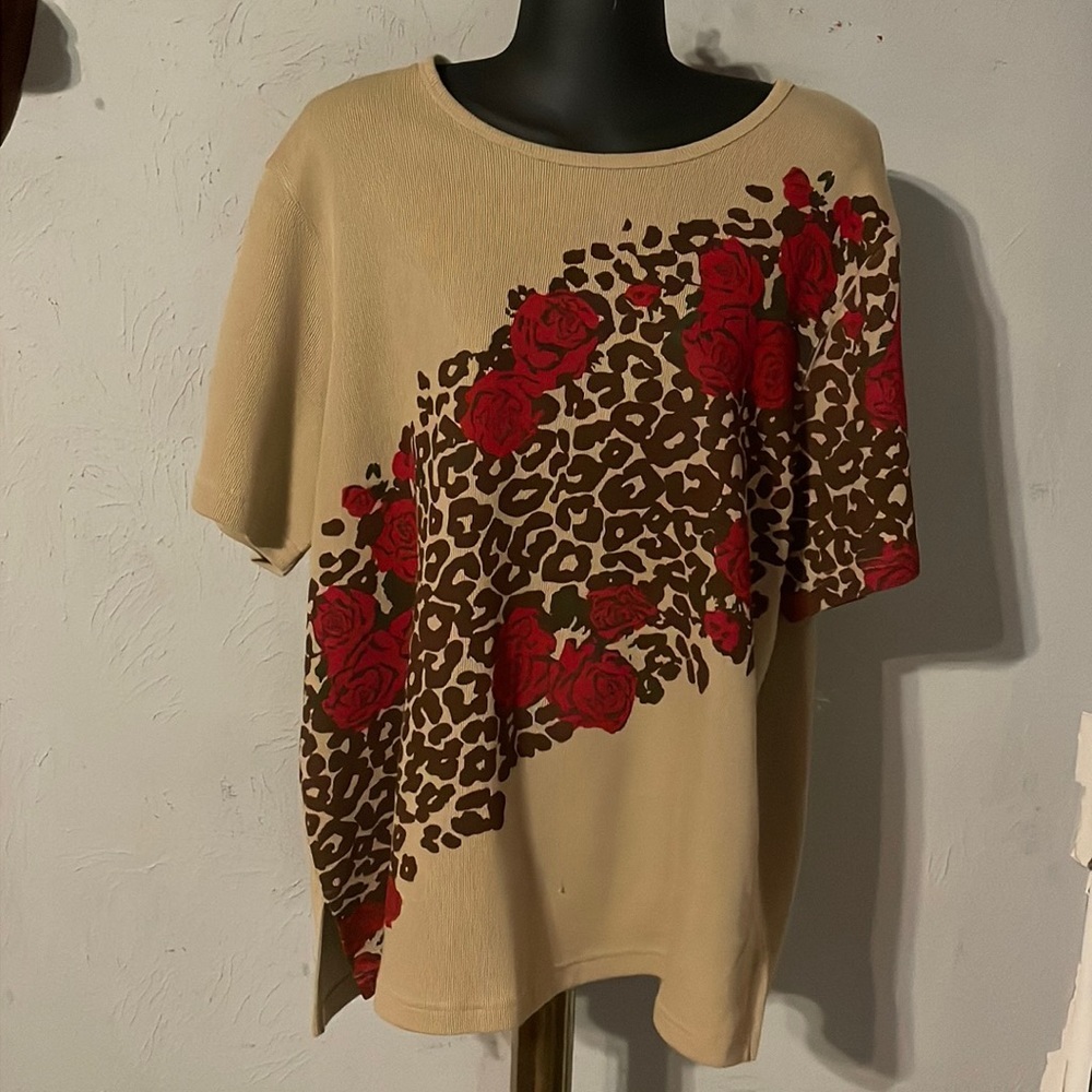 1X CO Daniels tan brown red shirt sleeve rubbed round neck pullover tunic shirt